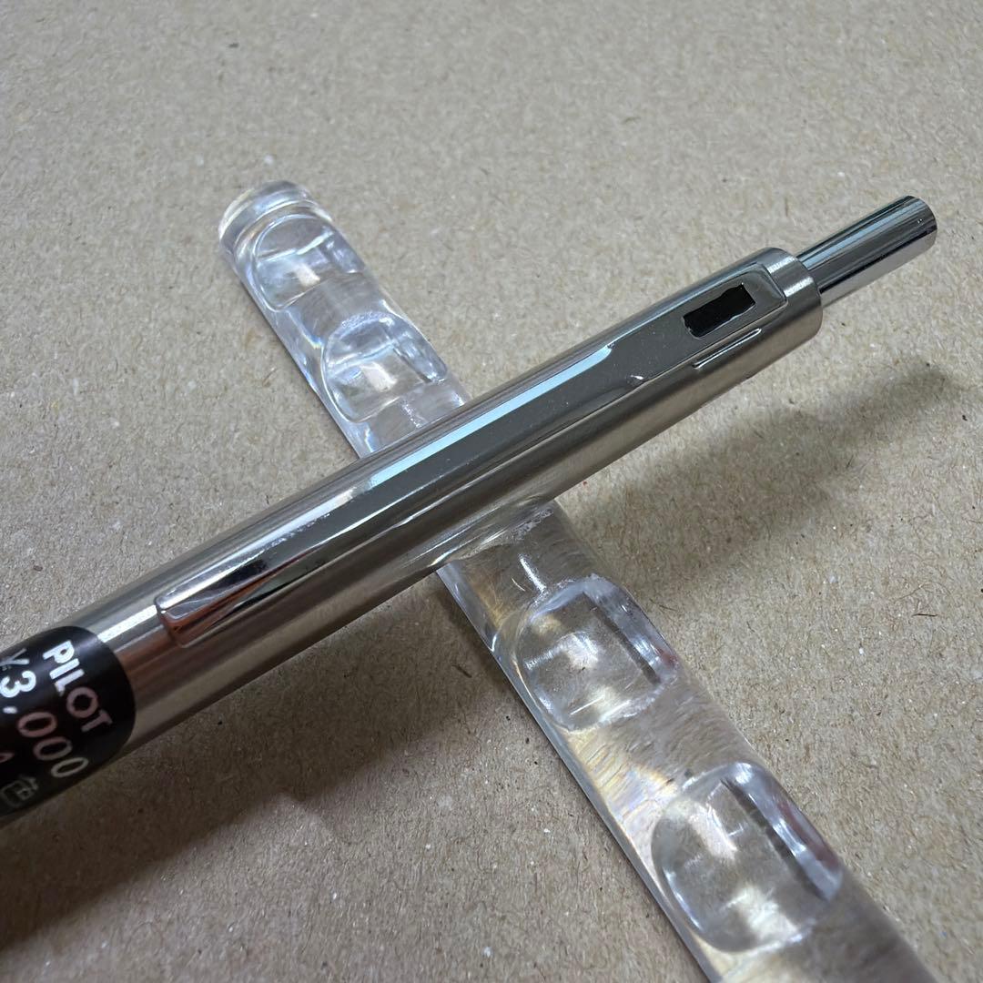 新品 廃盤 PILOT パイロット 細字4色 ボールペン 多色ペン 振り子式