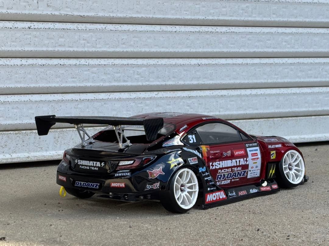 r31HOUSE gr86ラジコンボディー　SHIBATA仕様 塗装済未走行