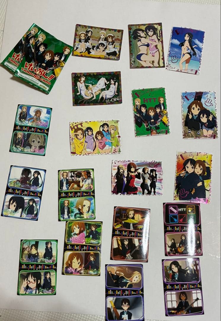 ○けいおん！涼宮ハルヒの憂鬱などトレーディングカードセット(542枚)おまけ付き