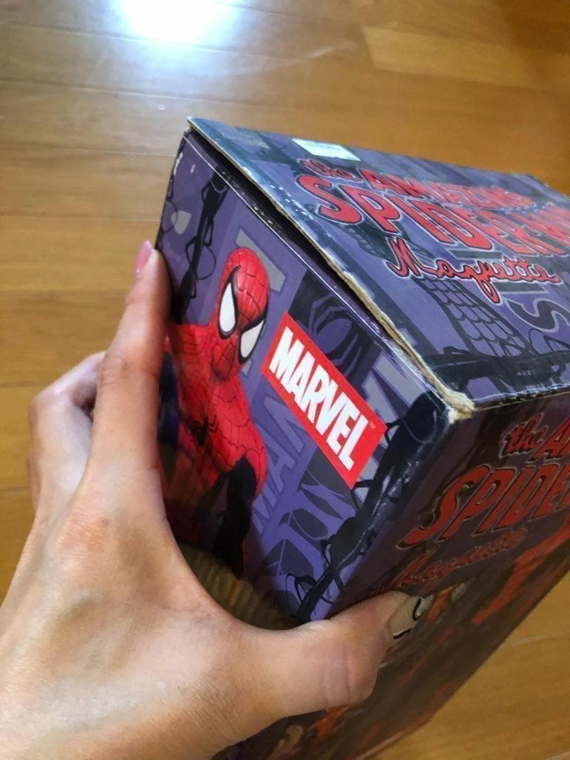 スパイダーマン　フィギュア
