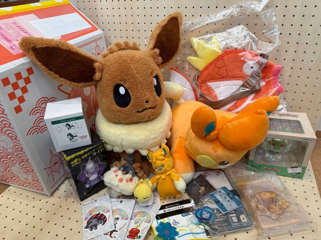 ピカピカボックス2026 抜き取りなし イーブイぬいぐるみ コイキングショルダ