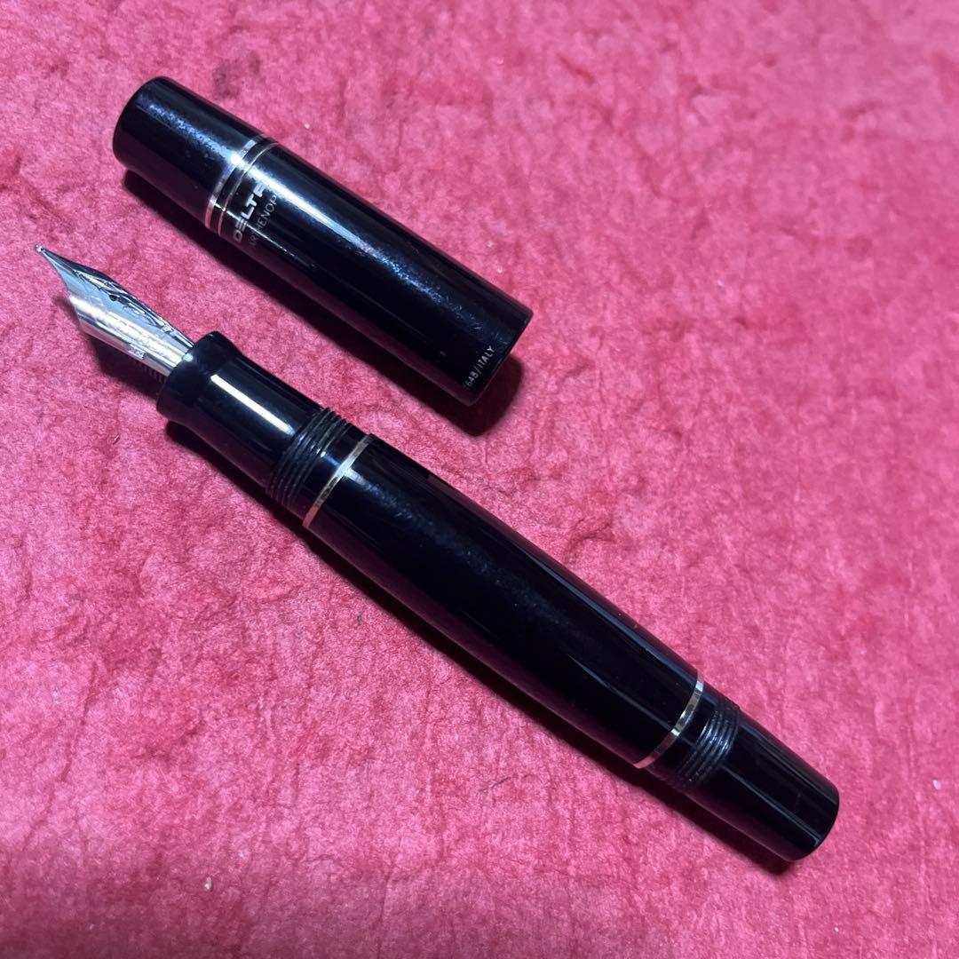 デルタ万年筆18金　ハードケース　カートリッジ3本