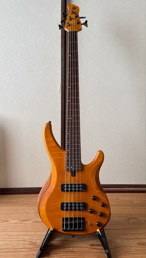ベース YAMAHA TRBX605 FM