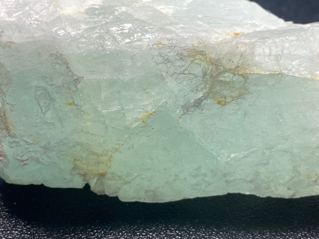 アクアマリン　原石　241g