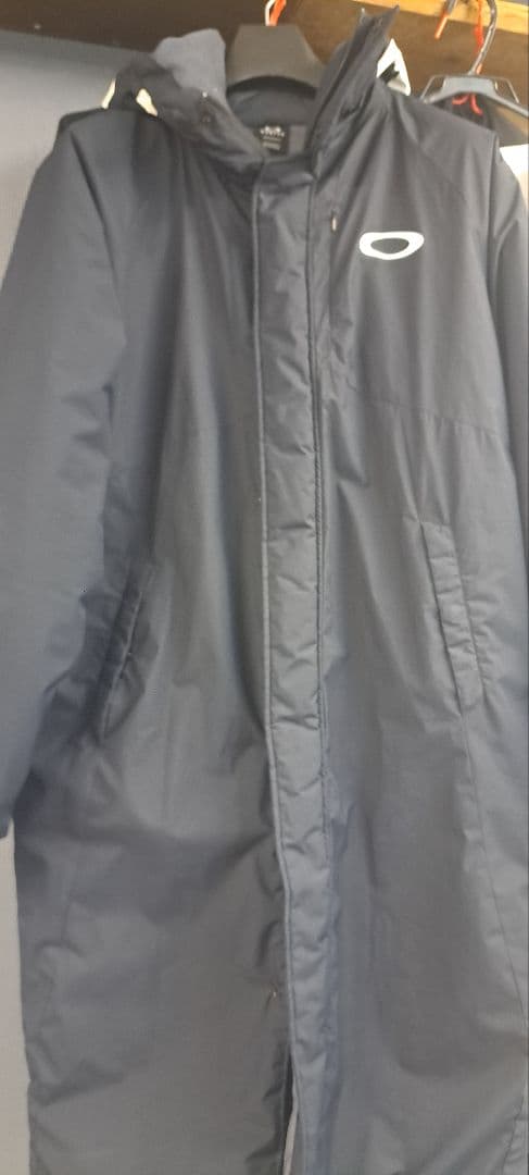 ベンチコート オークリー