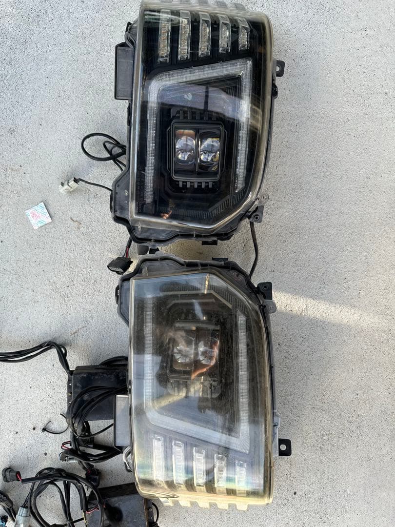 コプラス　LEDヘッドライト　ハイエース