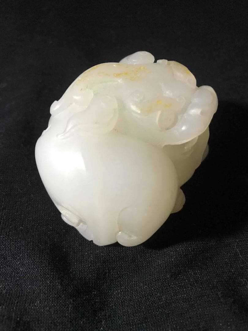 清時代　和田玉　貔貅 龍亀 瑞獣　純暖和田白玉彫り　高玉質　古玉石(F-61)