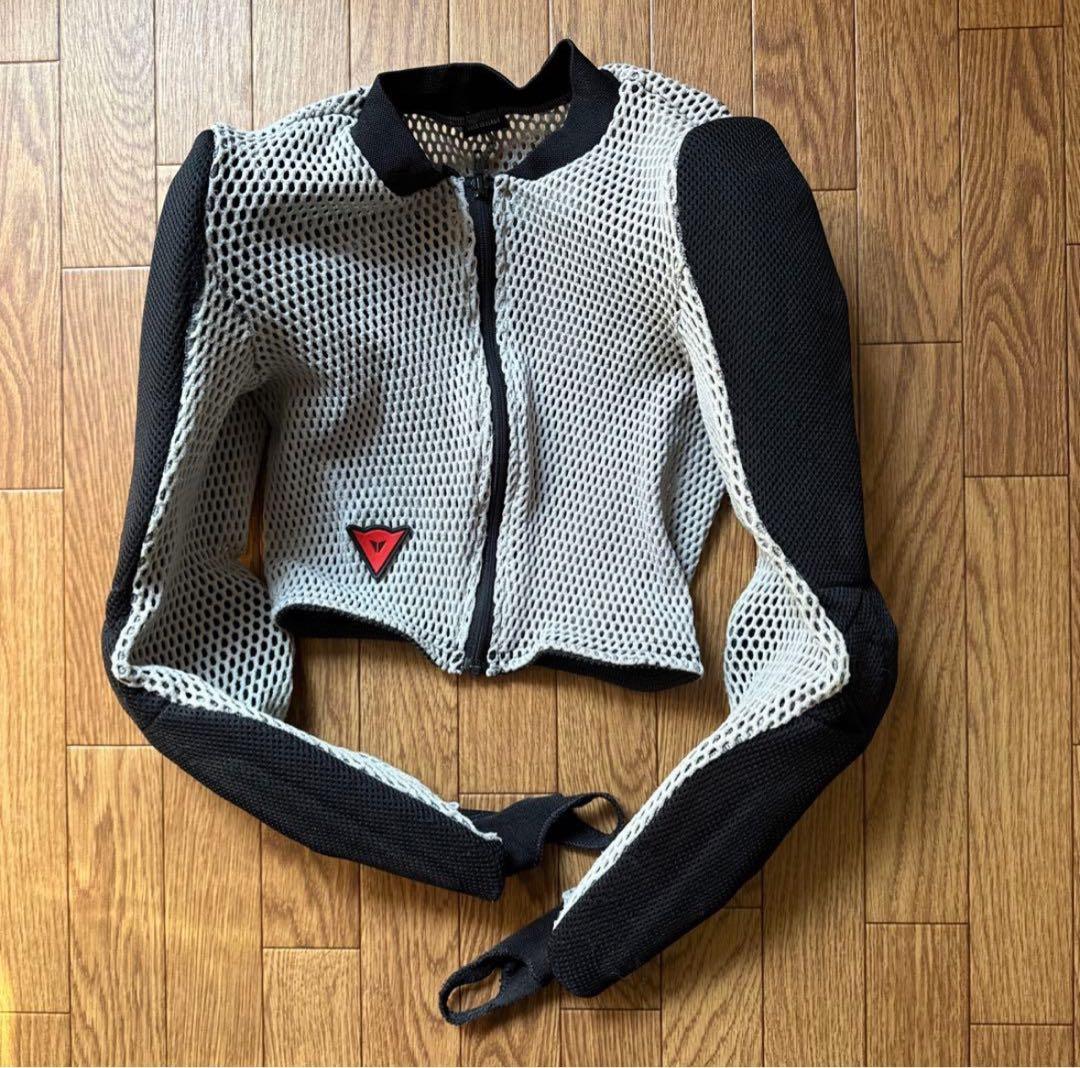 ダイネーゼ プロテクター Sサイズ イタリア製 スキー スノーボード 自転車