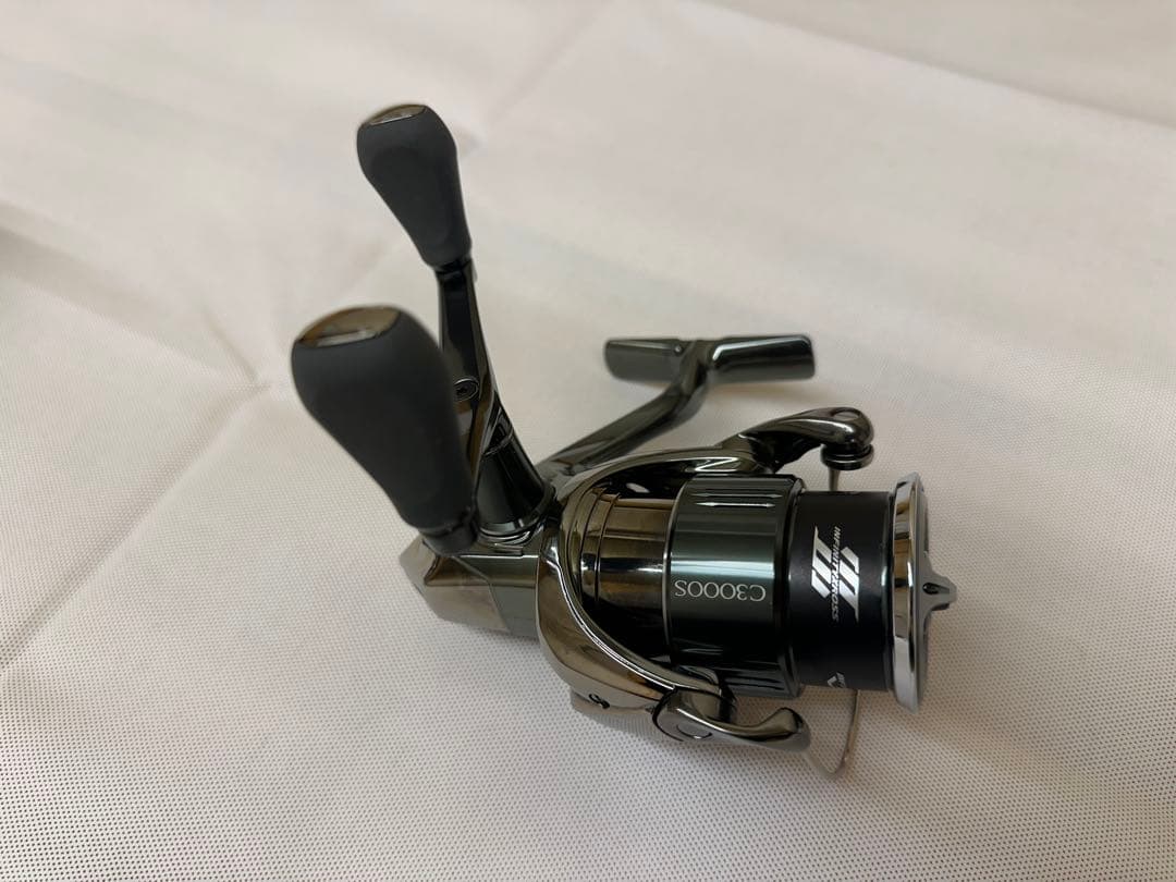 シマノ　22ステラC3000SDHHG【美品】替スプール付