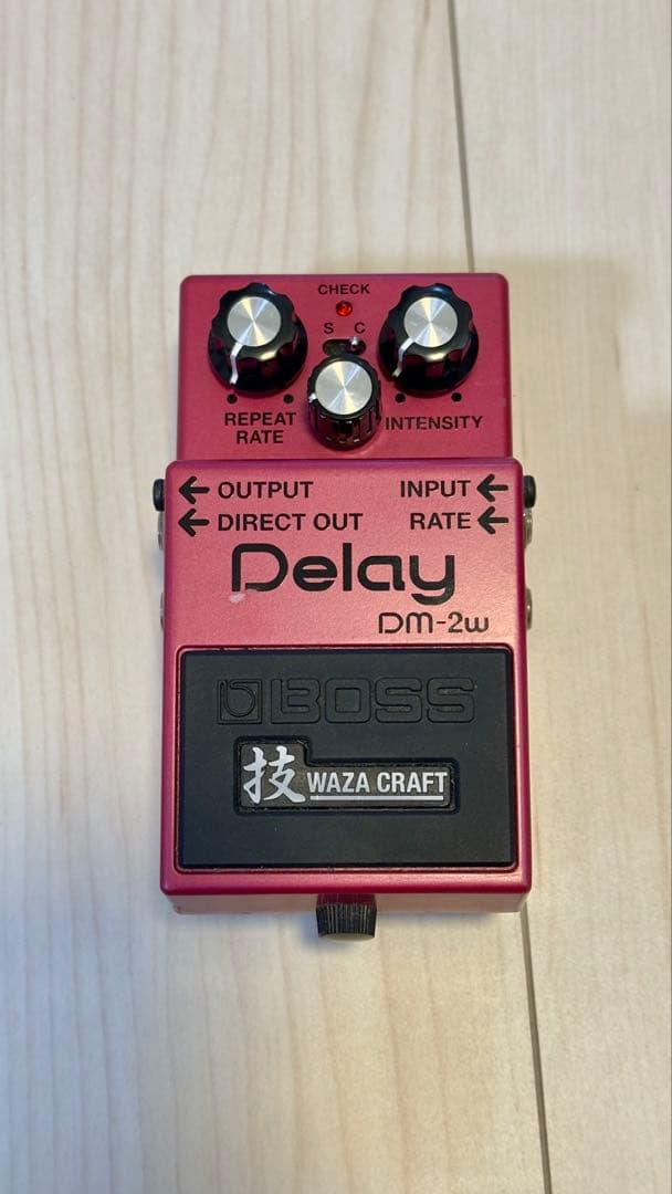 BOSS DM-2W ディレイエフェクター