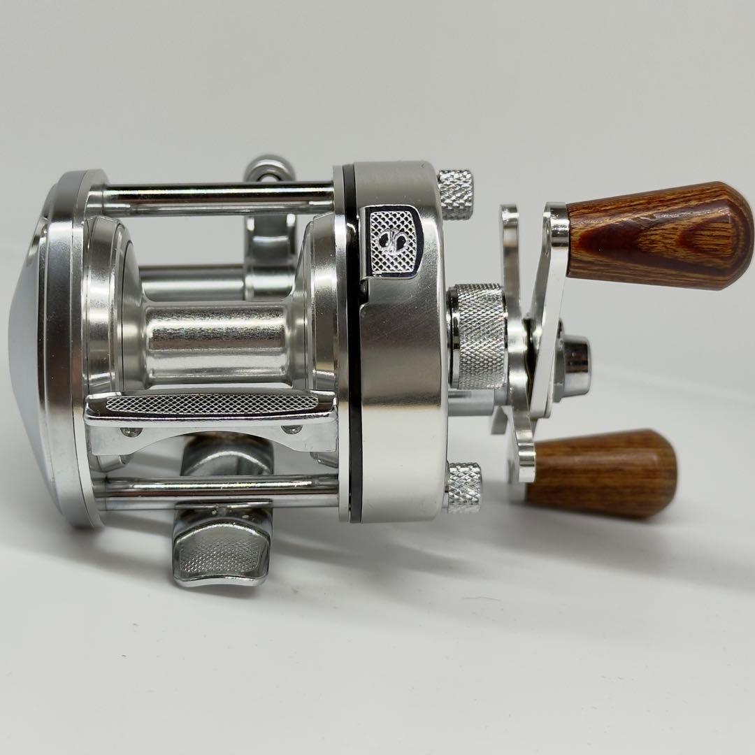 【新品】シマノバンタム200 shimano bantam 200