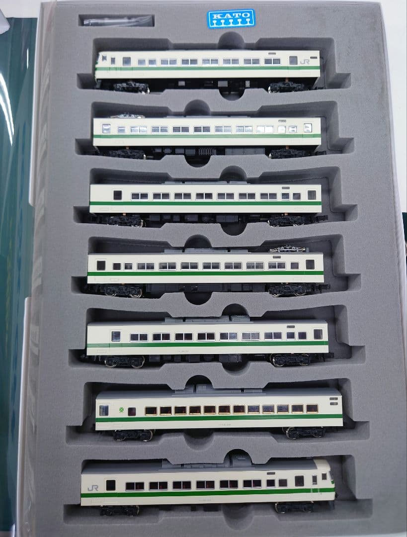 ★★★KATO　10-335 185系200番台『新特急』7両セット