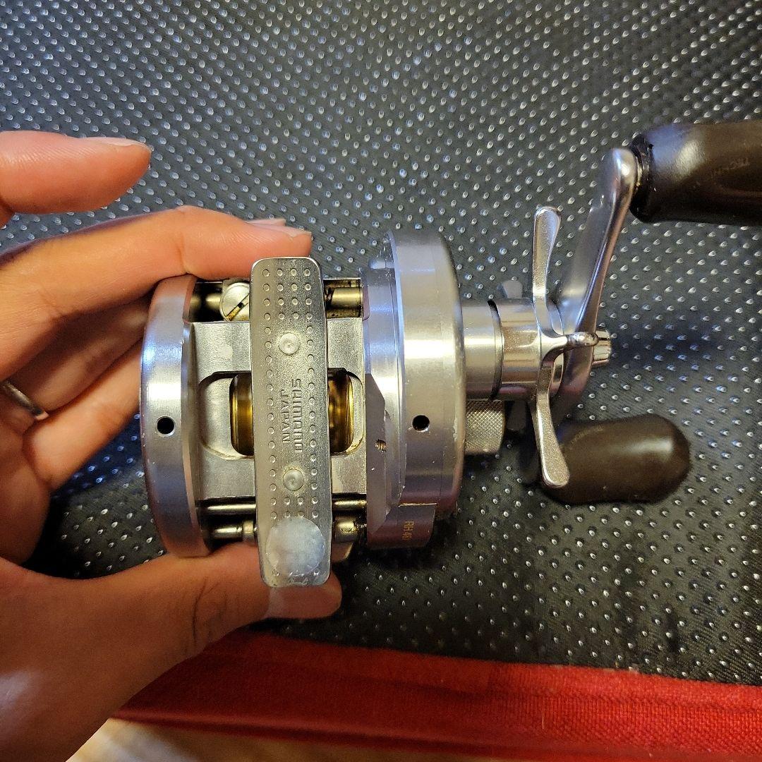 リール SHIMANO CALCUTTA CONQUEST 201DC