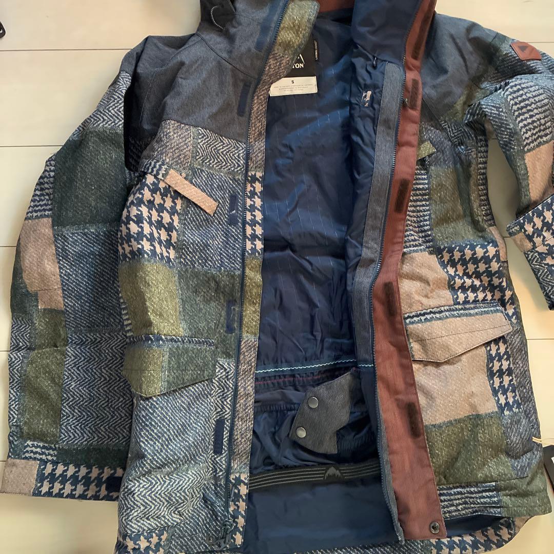 BURTON スノーボードウェアLIVINGLINING S 新品