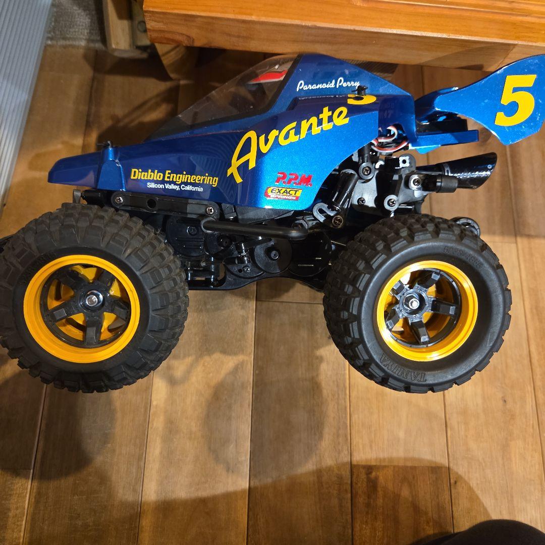 タミヤ　コミカルアバンテ