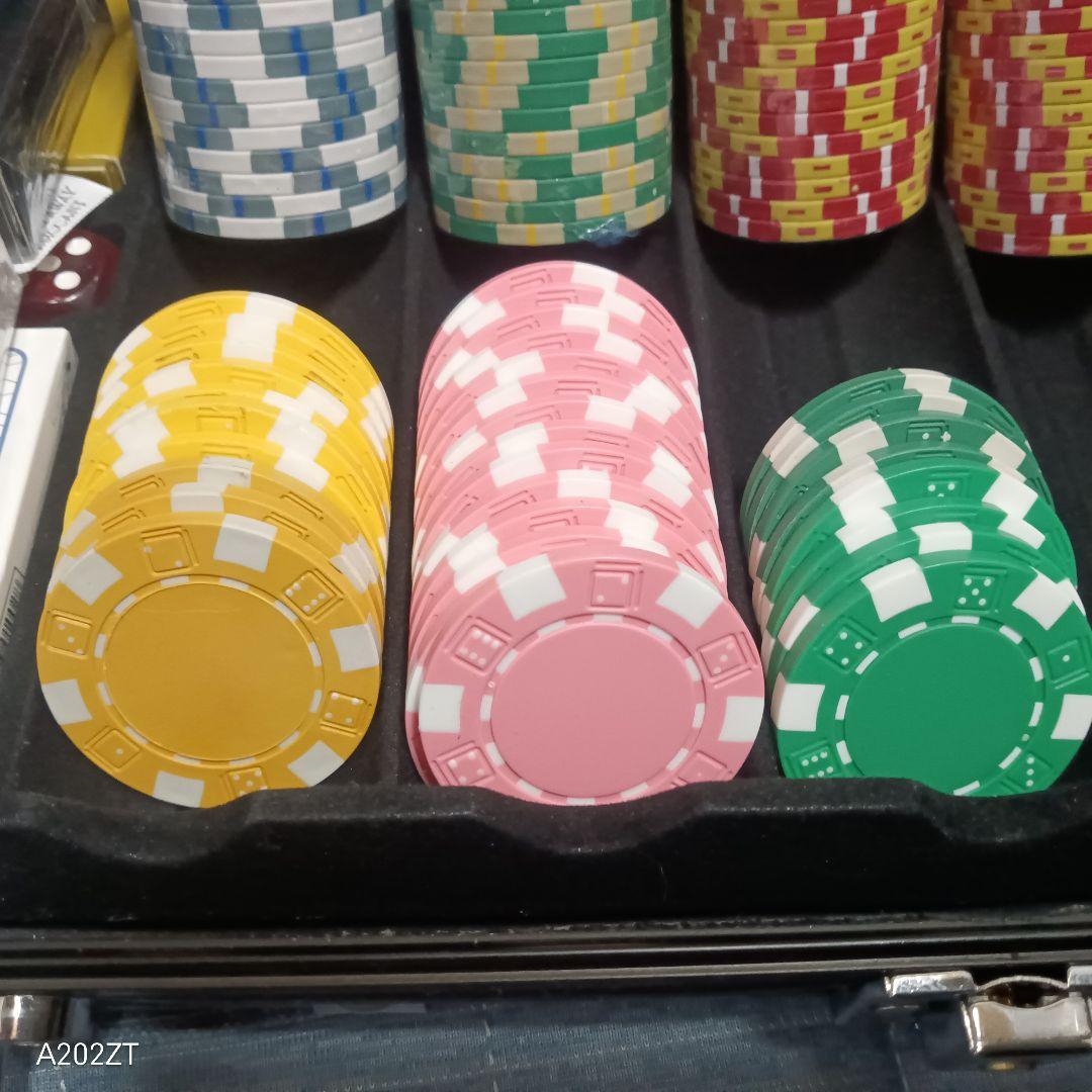 激レア新品未使用 WPT ポーカーセット クレイチップ500枚以上 4色トランプ