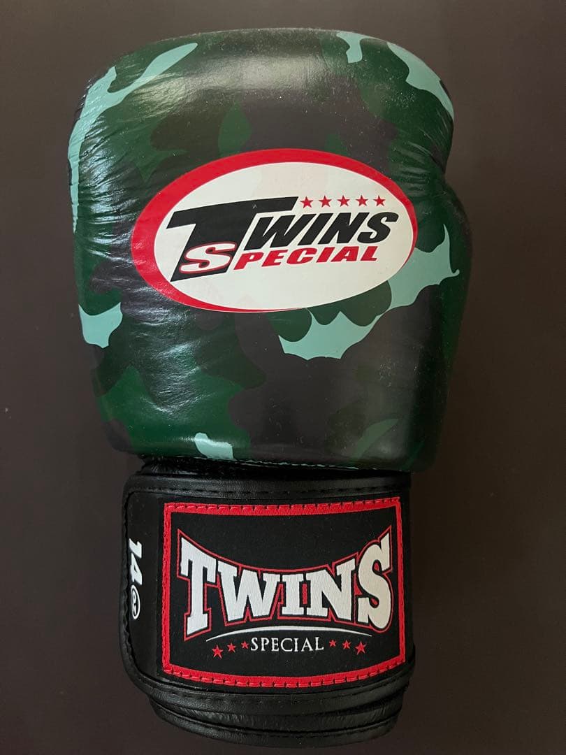 TWINS SPECIAL ボクシンググローブ 14oz 迷彩柄　本革