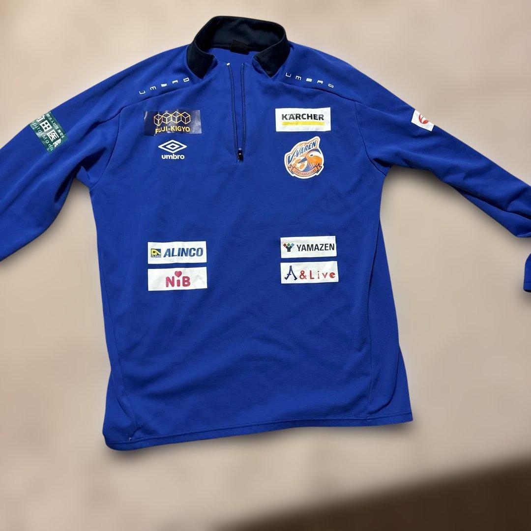 ジップアップピステ (vファーレン長崎ウェア)