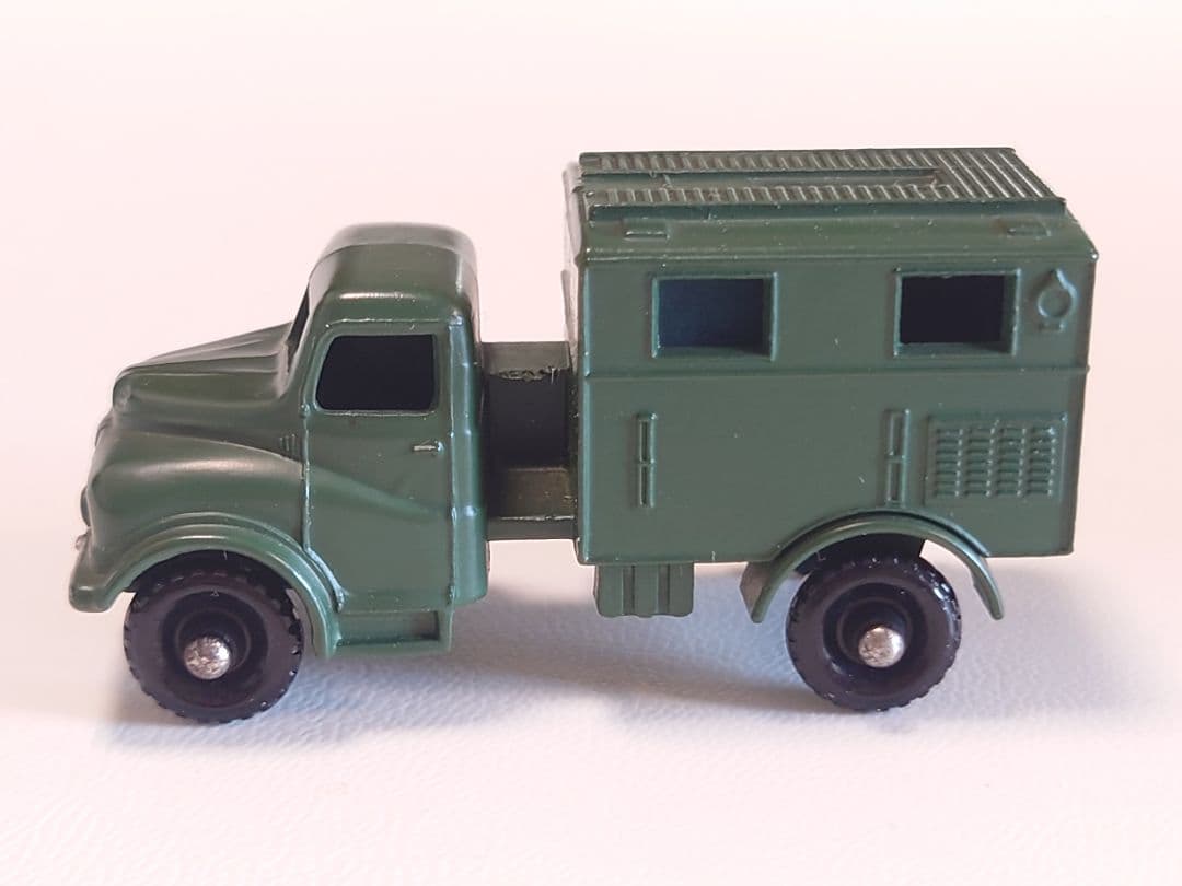 MATCHBOX 　No.68 Army Wireless Truck