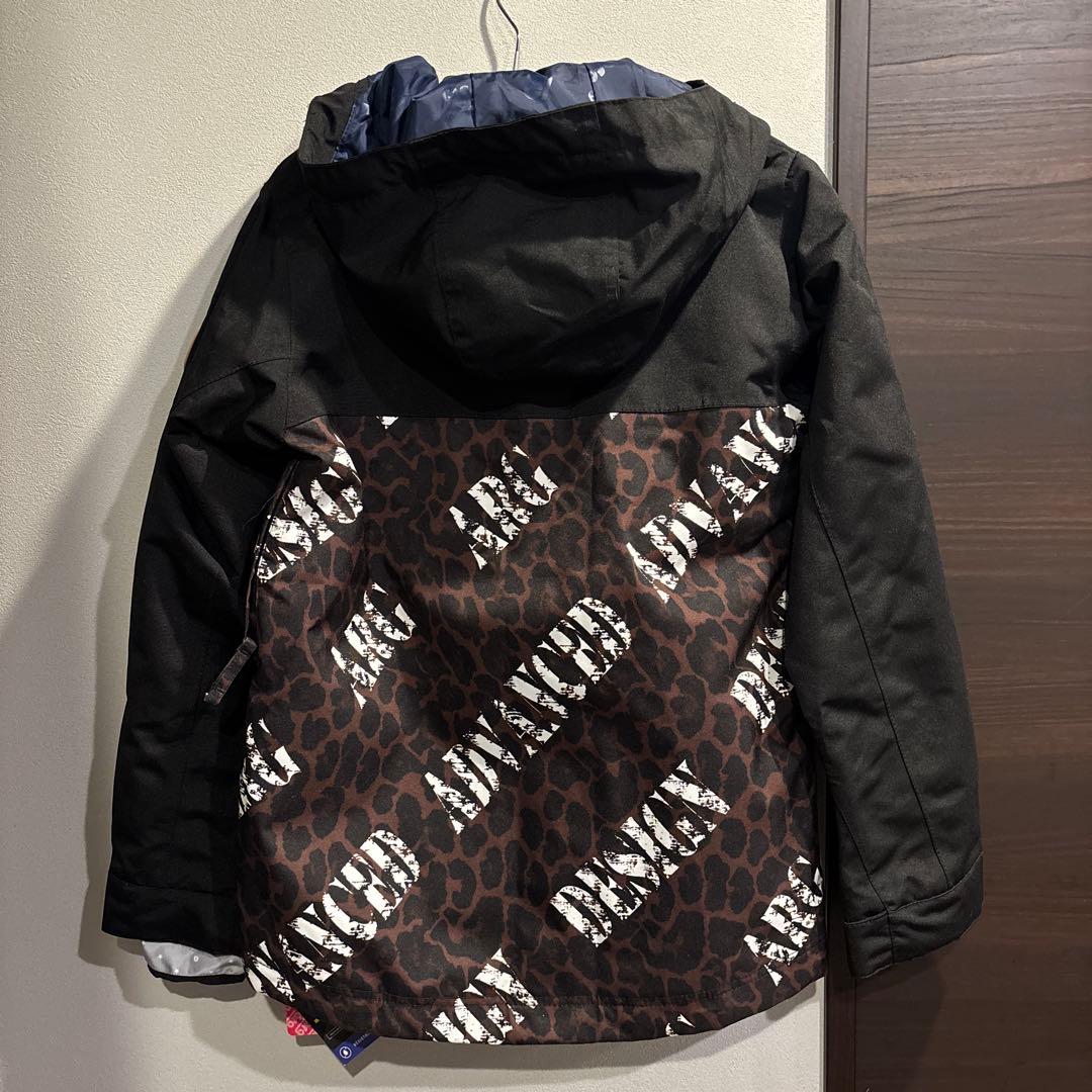 新品　arg スノーウェア　Sサイズ　上着のみ