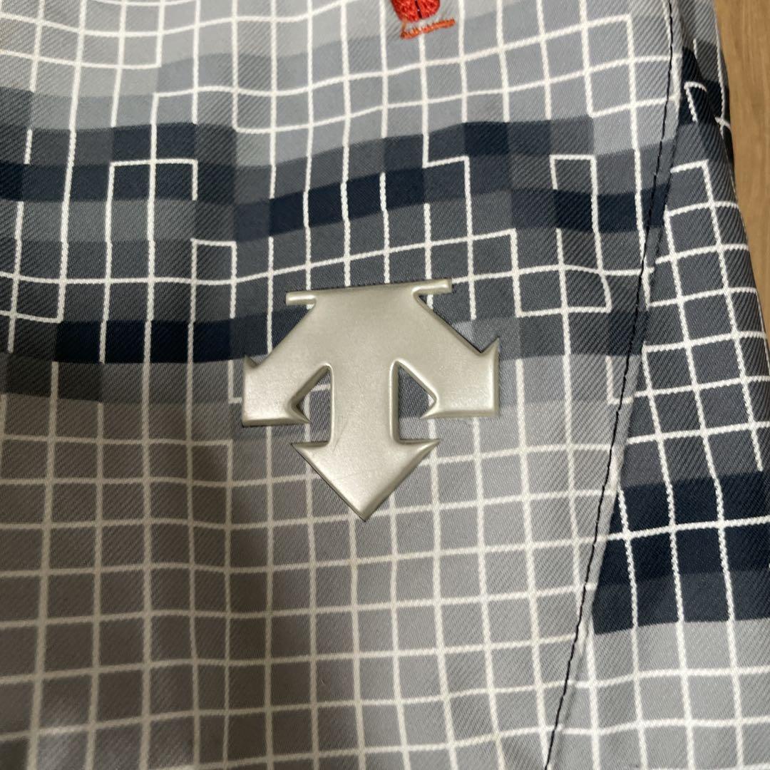 デサントDESCENTEスキーウェア　上下セット　デモチーム　中古　サイズL/O