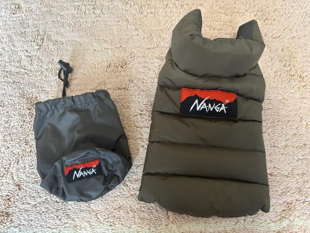 【美品】NANGA ダウンジャケット 犬服 カーキ XS