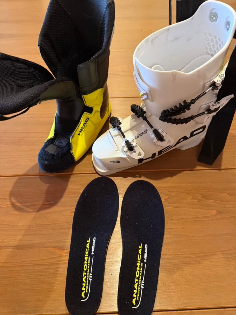 HEAD　ヘッド　スキーブーツ　RAPTOR WCR140　26.5㎝