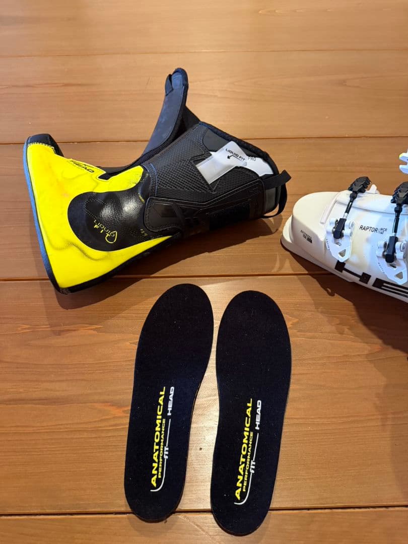 HEAD　ヘッド　スキーブーツ　RAPTOR WCR140　26.5㎝