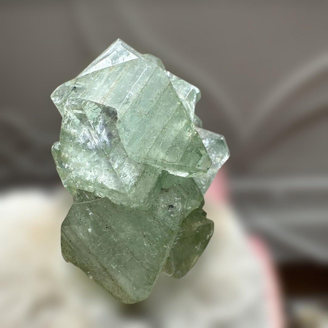 希少！グリーンアポフィライト＋スティルバイト＋クォーツ母岩付