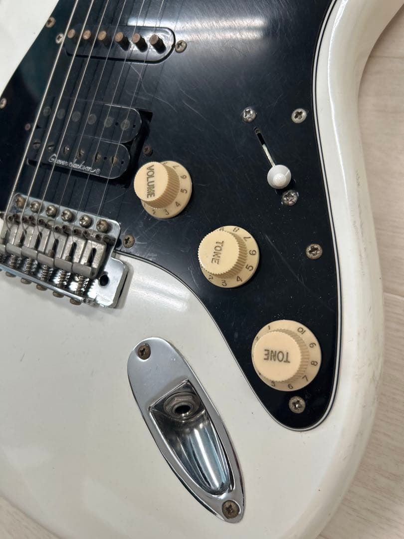 も*お様 SSHストラトキャスター エレキギター