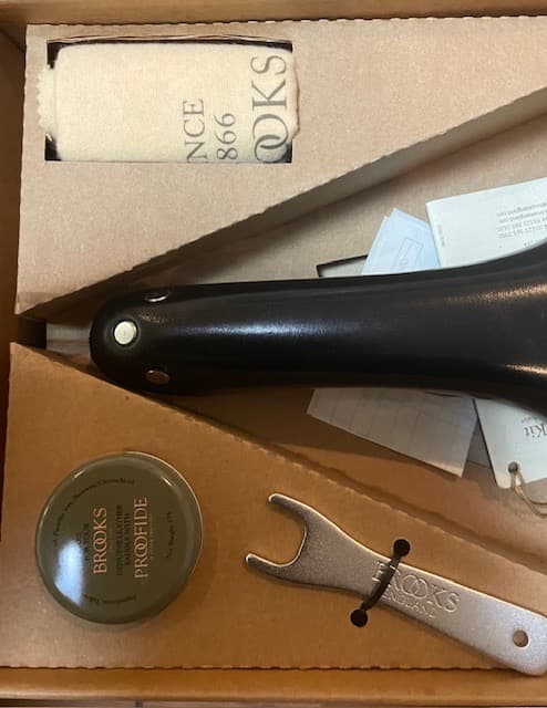 Brooks Swallow チタン 黒　未使用