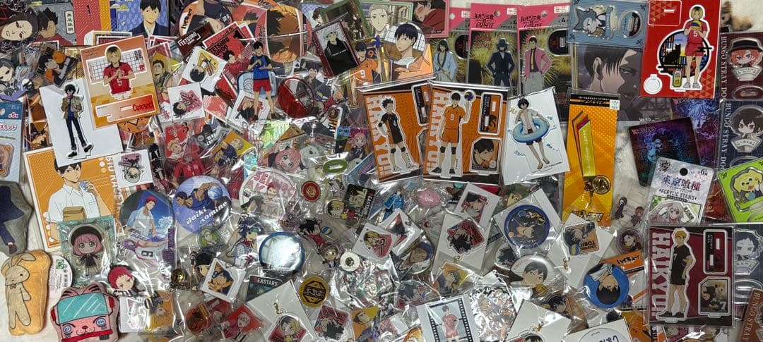 人気アニメ　グッズ　大量まとめ売り