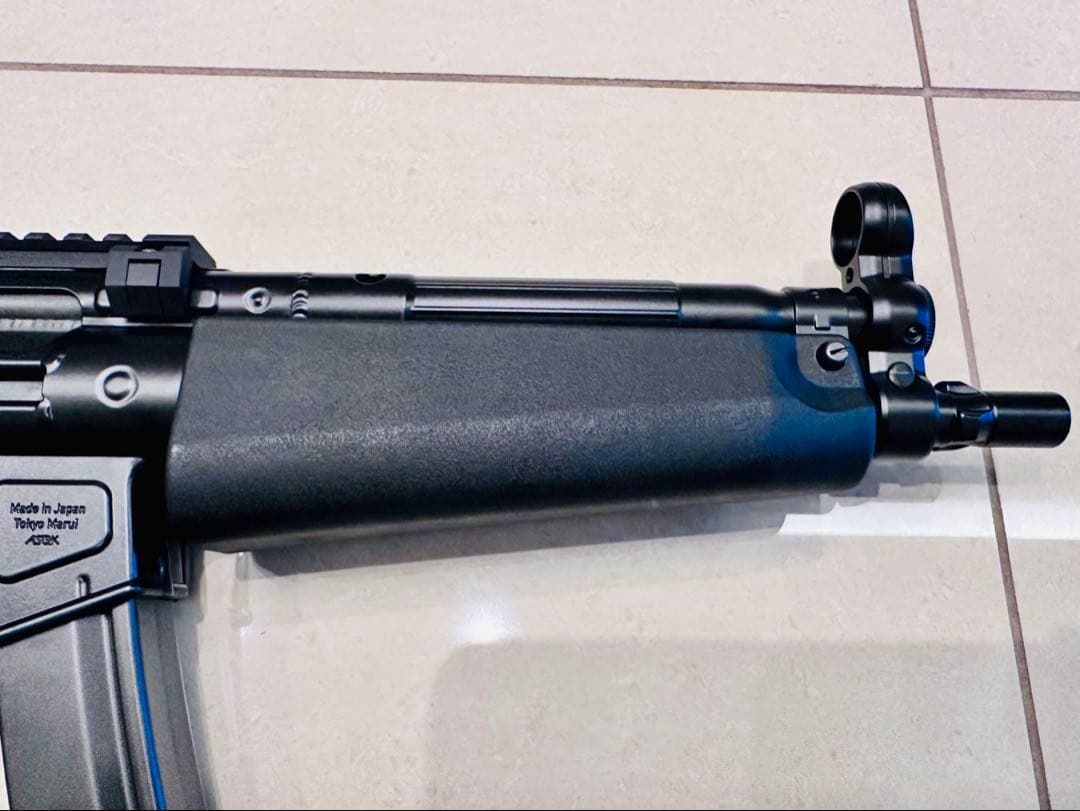 東京マルイ 次世代電動ガンMP5A5 A4仕様カスタム 室内展示のみ