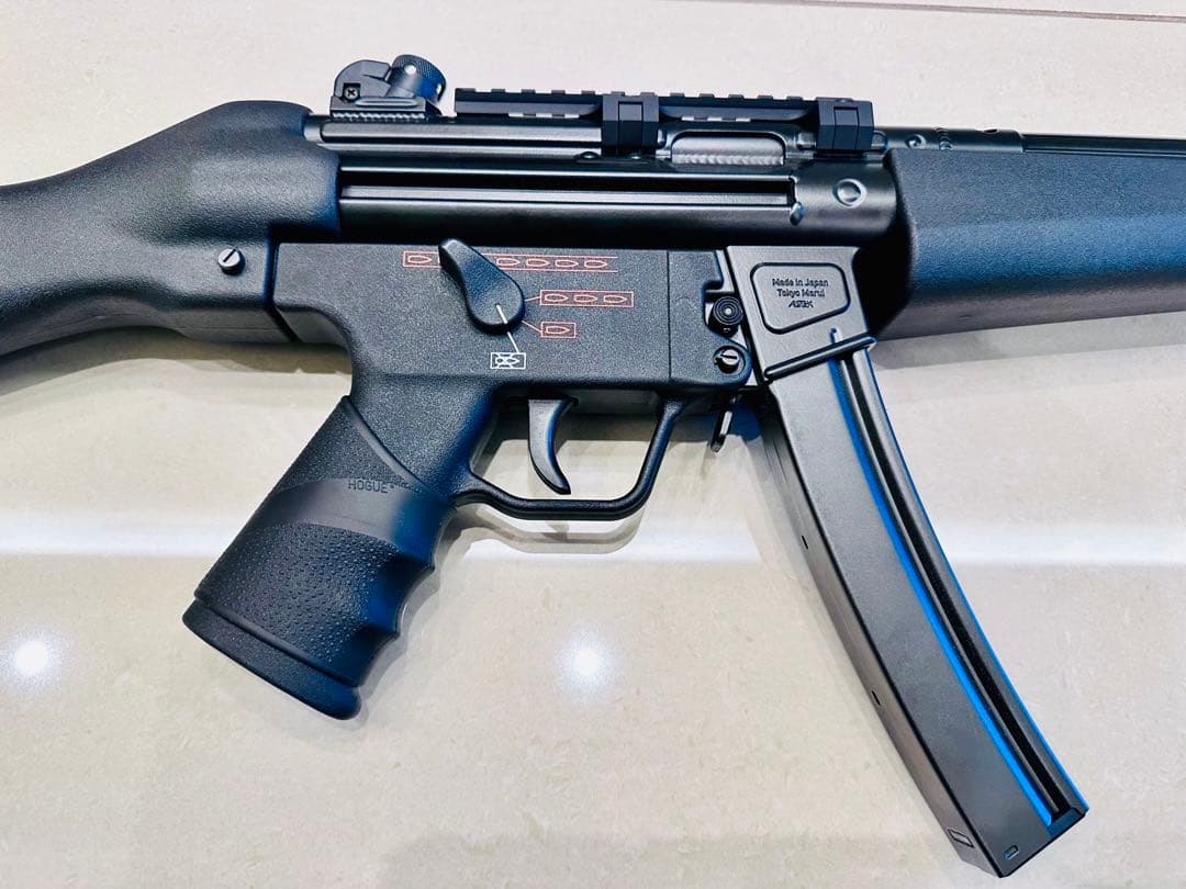東京マルイ 次世代電動ガンMP5A5 A4仕様カスタム 室内展示のみ