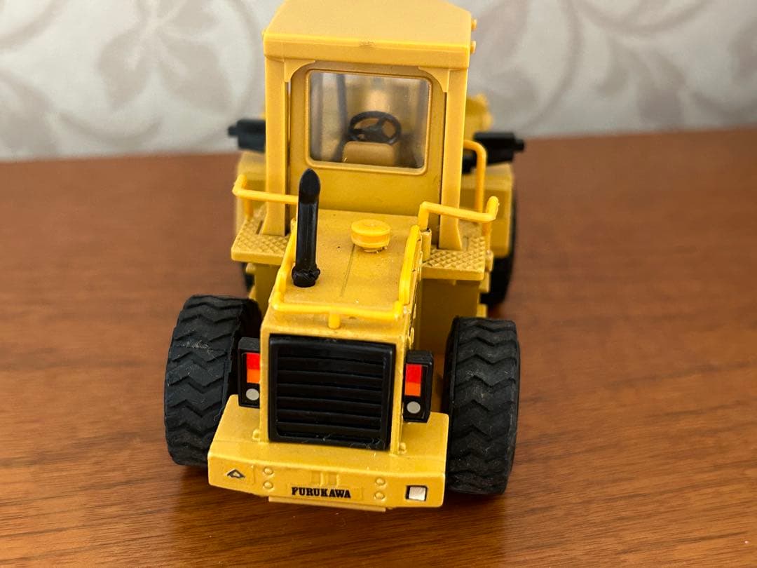 古河機械金属ホイールローダーFL200-I新品 ミニチュア