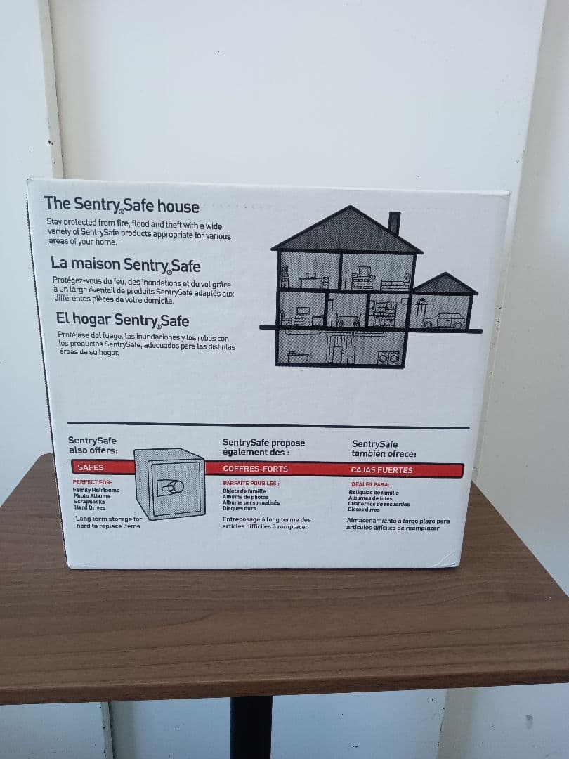 T270　耐水　耐火　ポータブル金庫