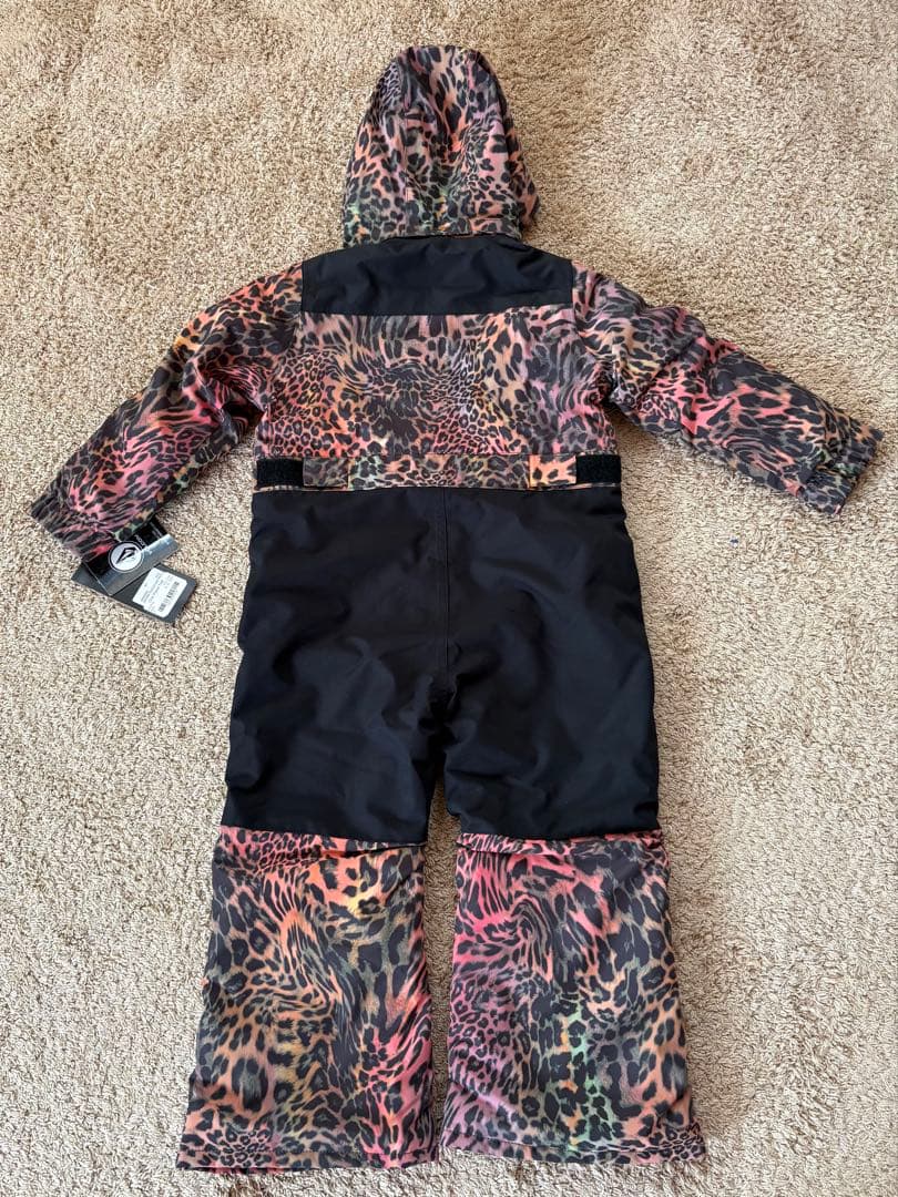 【新品タグ付き】VOLCOM キッズ ウェア 4T レオパード Burton