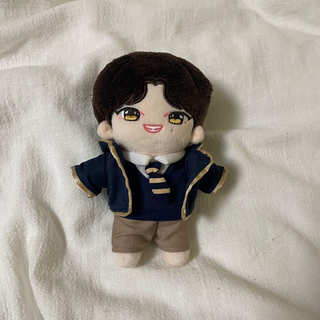 enhypen ジョンウォン ぬいぐるみ ドール 服付き 15cm