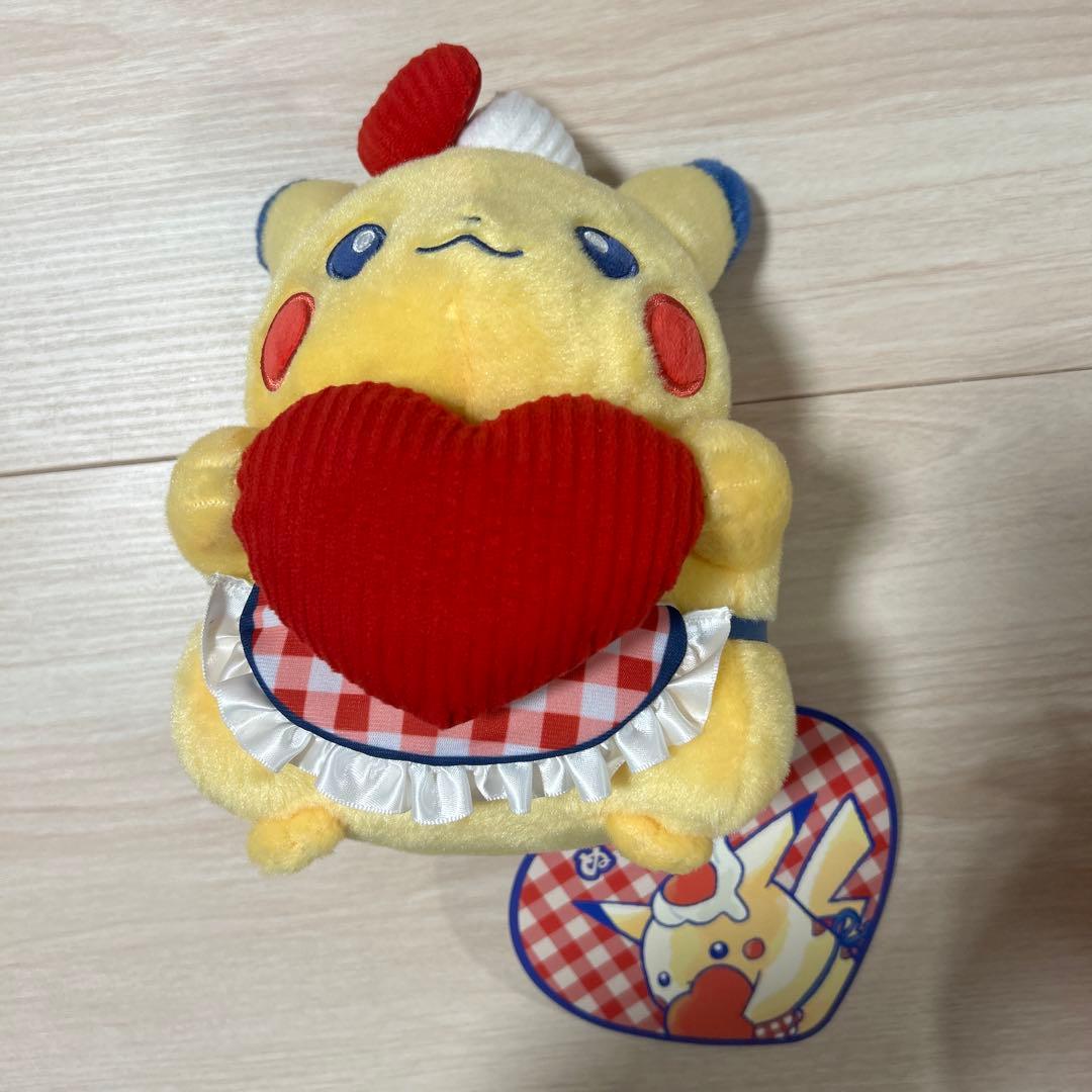 PIKACHU DINER ハンバーガー&ハート マスコット　ぬいぐるみ　ポーチ