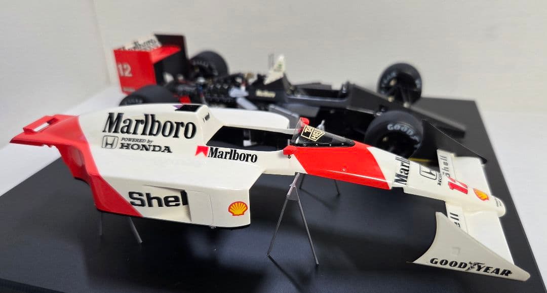 1/20 マクラーレン MP4/4 日本GP仕様 A.セナ　完成品