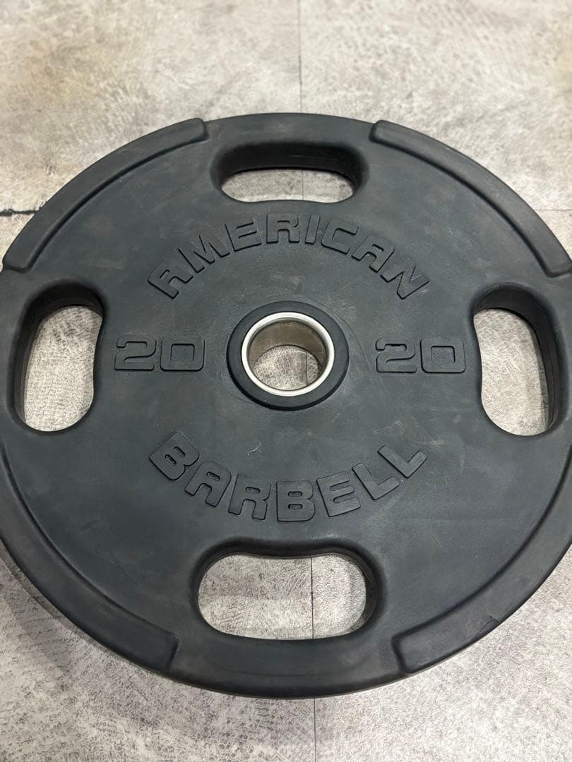アメリカンバーベル　ラバープレート　２０kg1枚②