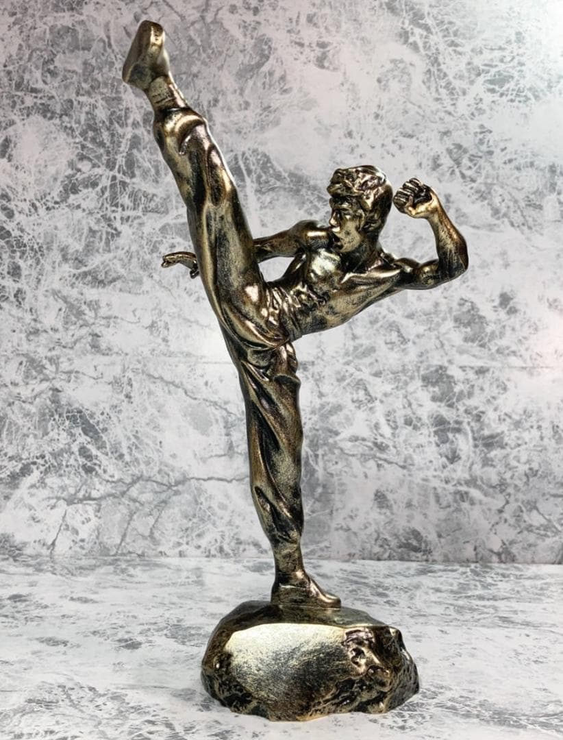 「ブルース・リー　銅像風 フィギュア　ブロンズ」jo-db