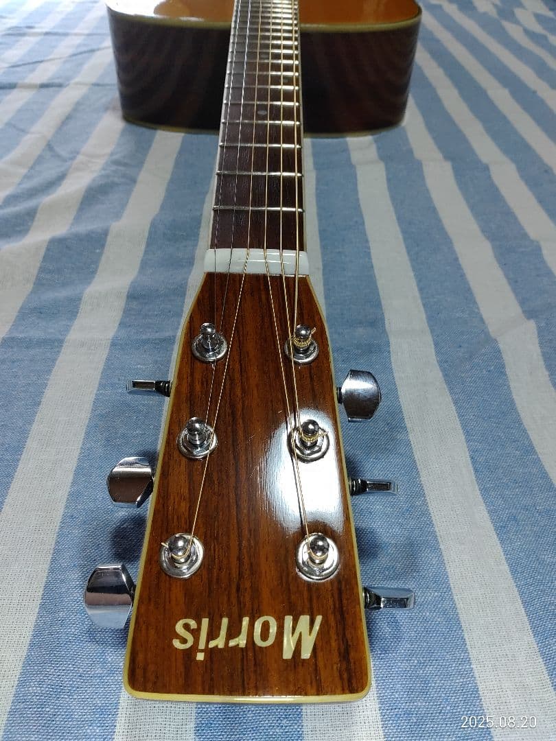 MORRISのドレッドノートタイプ・アコースティックギターW-30日本製美品です