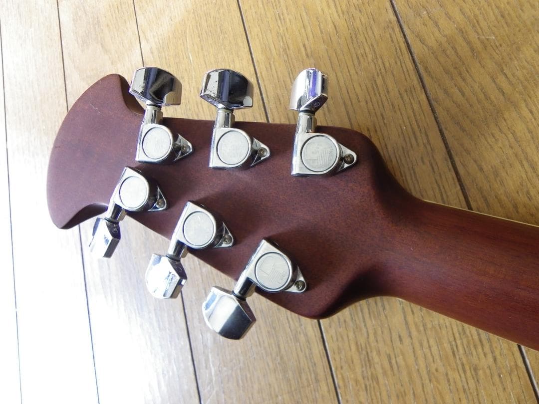 OVATION　Celebrity専門店にてメンテナンス済、美品