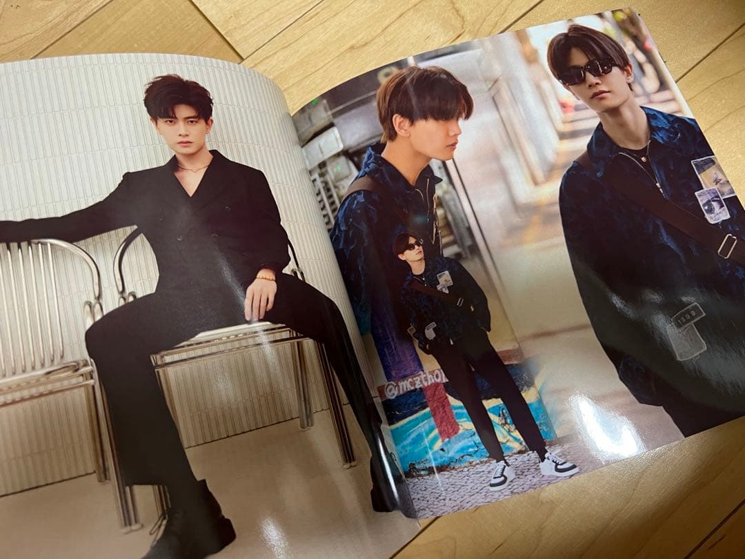 2024(一)アレン・レン（任嘉倫）個人写真集　正方形32p ALLEN写真集