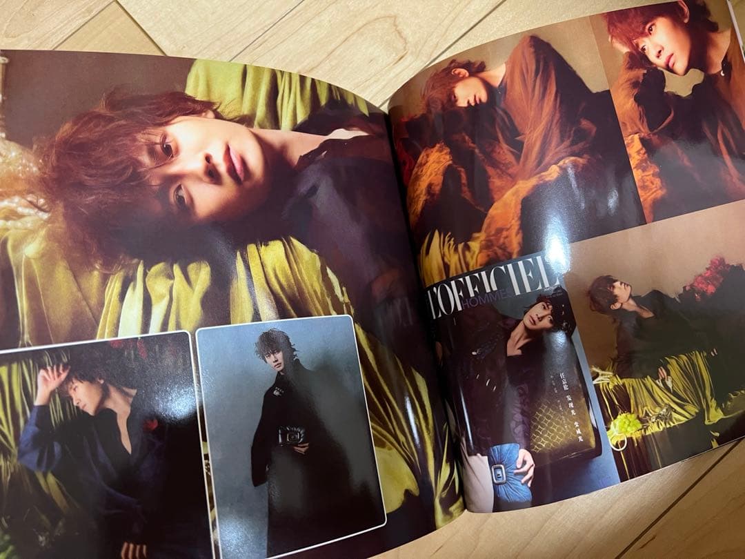 2024(一)アレン・レン（任嘉倫）個人写真集　正方形32p ALLEN写真集