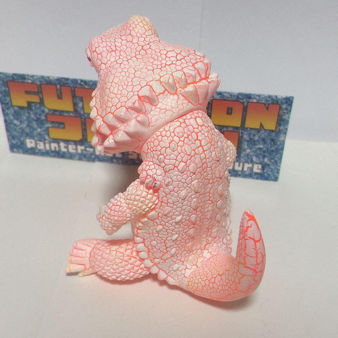 フトアゴン ぺインターネット バーニングホワイト ソフビ