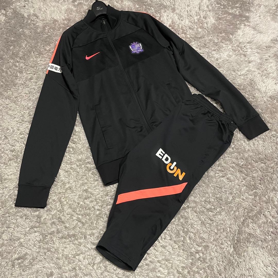 サンフレッチェ広島　選手支給品　セットアップ　近年モデル　サイズ上M 下XL