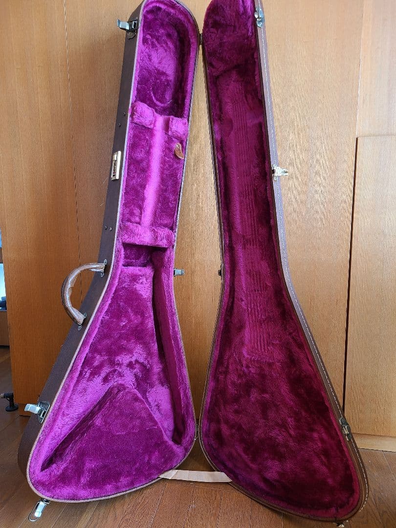 ギブソンギター(ハードケース付き)