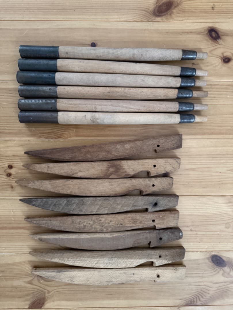 フランス軍幕　パップテント　木製ポール、ペグ付き　ボタン ハトメ欠損無し